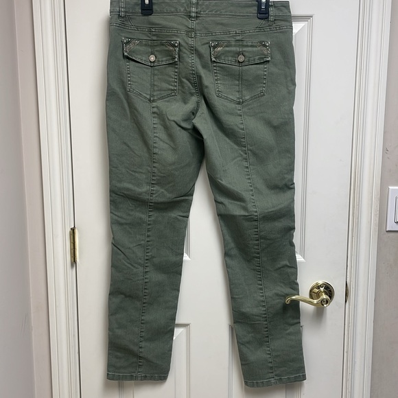 WHBM Blanc Green Crop Jeans - Picture 6 of 9
